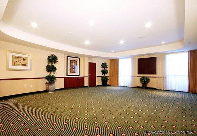 Courtyard By Marriott Potomac Mills Woodbridge