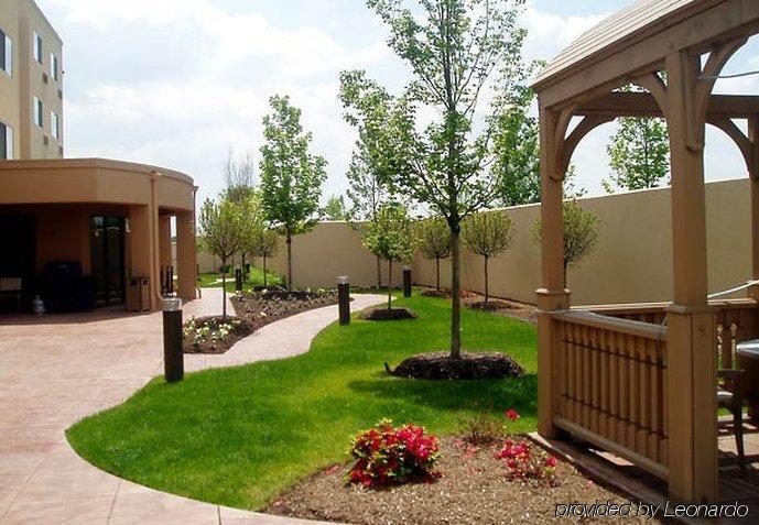 Courtyard By Marriott Potomac Mills 3*